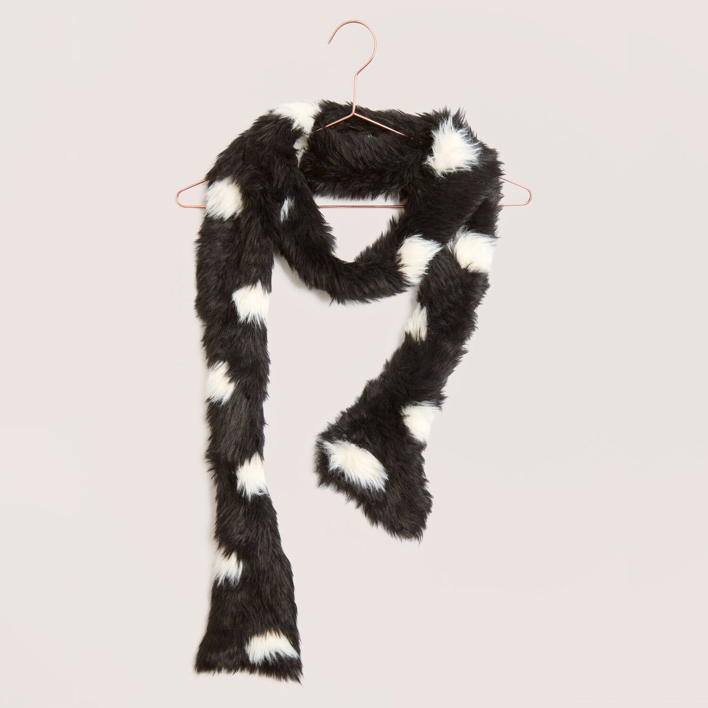 Creative FUR /Rico Design Creative/ 100g #001 "Krēms"