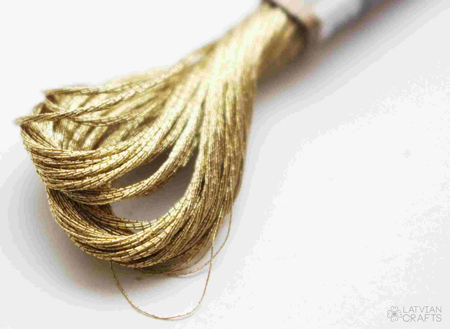 Anchor Lame metallic thread #300 "Dull gold"