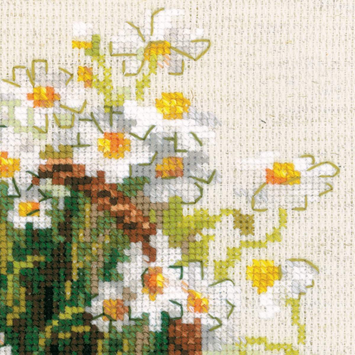 Chamomiles - embroidery kit /RIOLIS/ 25 x 25 cm
