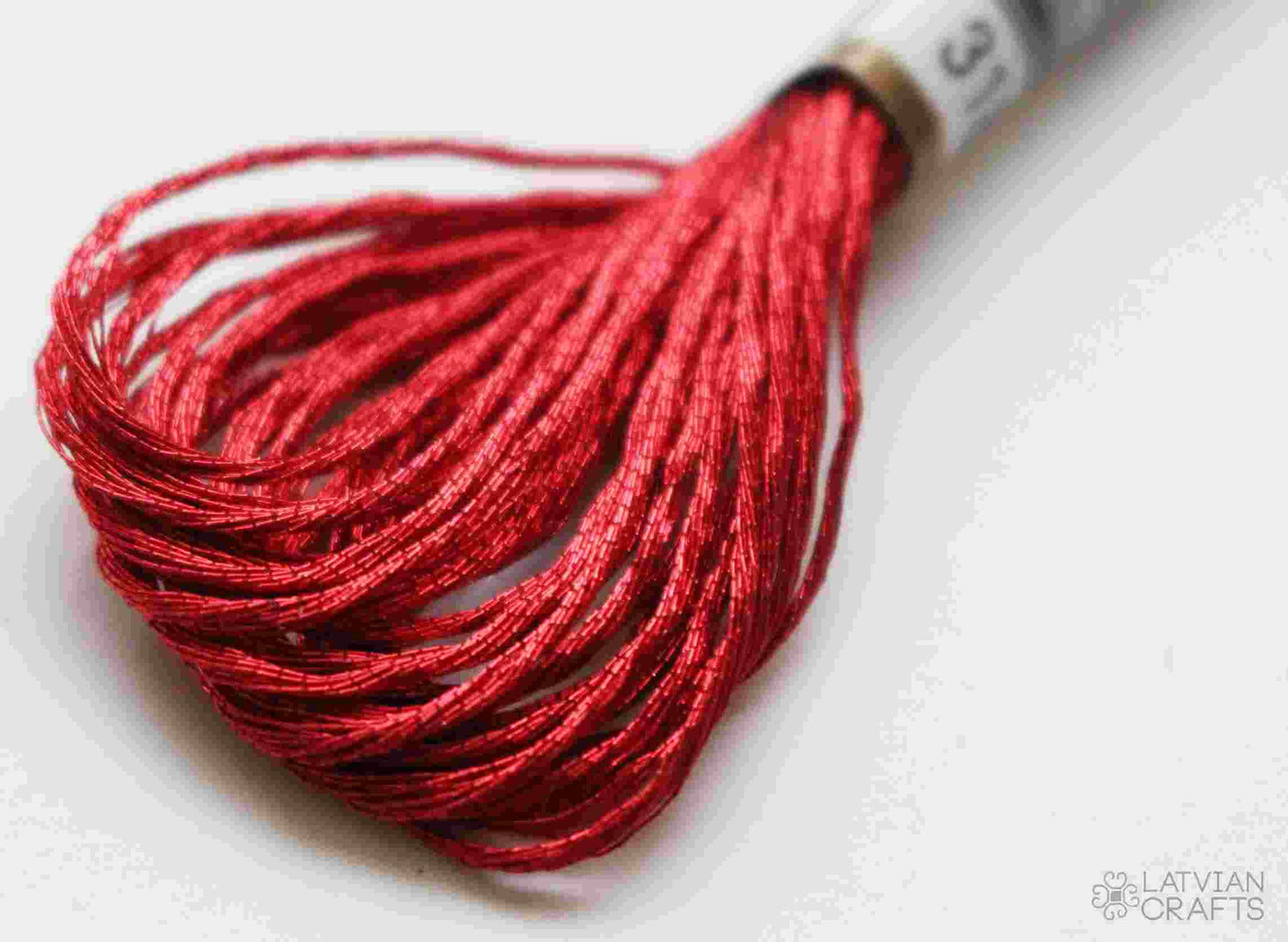 Anchor Lame metallic thread #318 "Ruby Red"