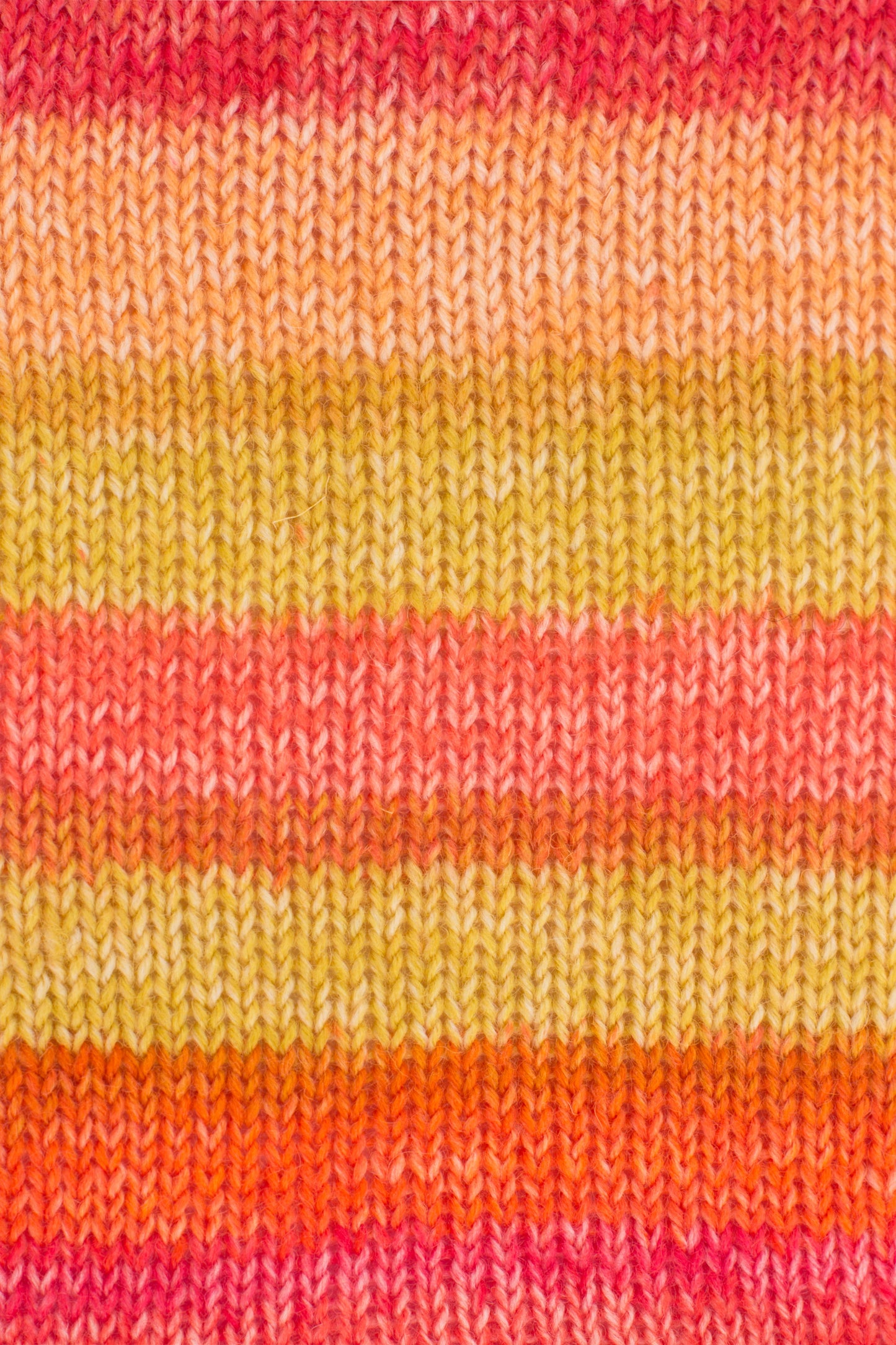 Hot Socks MADENA /Gründl/ 4-ply sock yarn 100g #06