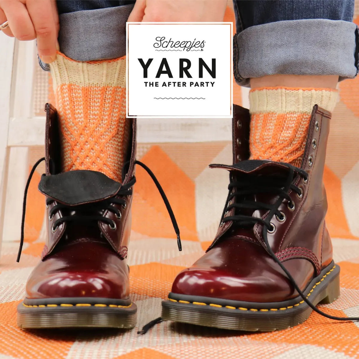 Scheepjes YARN The After Party Nr.53 - zeķu adīšanas pamācība "Twisted Socks", ENG