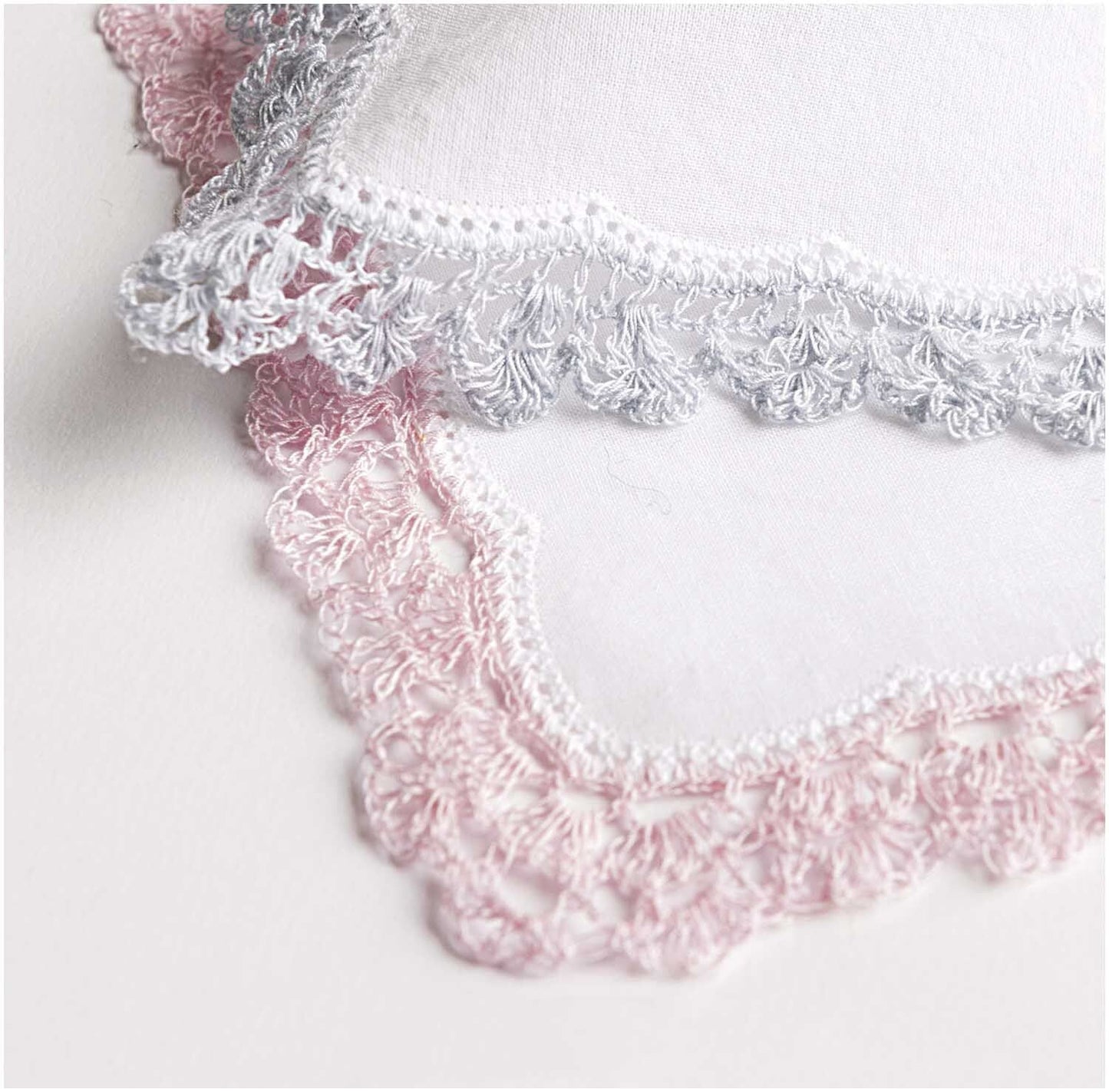 Lace yarn dzija mežģīnēm 5g/98m / Rico Design #001 "Sniegbalts"