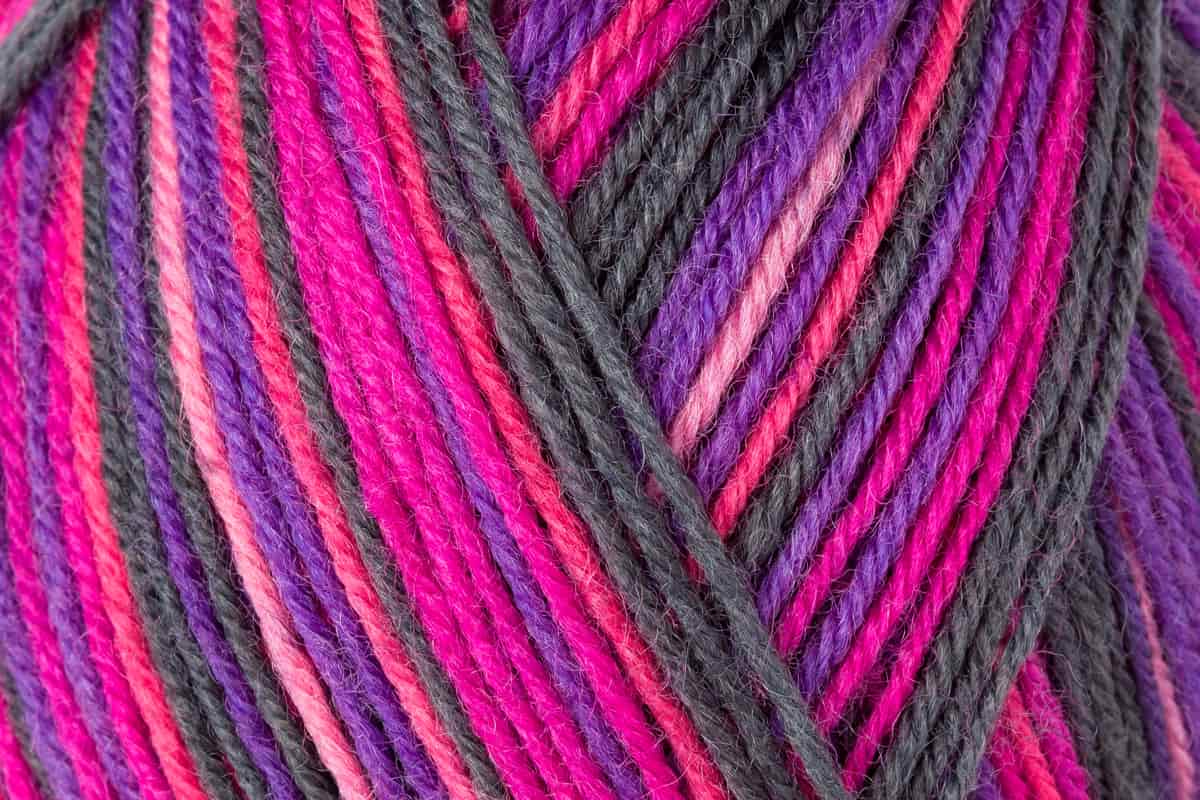 Regia Color 4-diegu 50g #01839 "Monako"