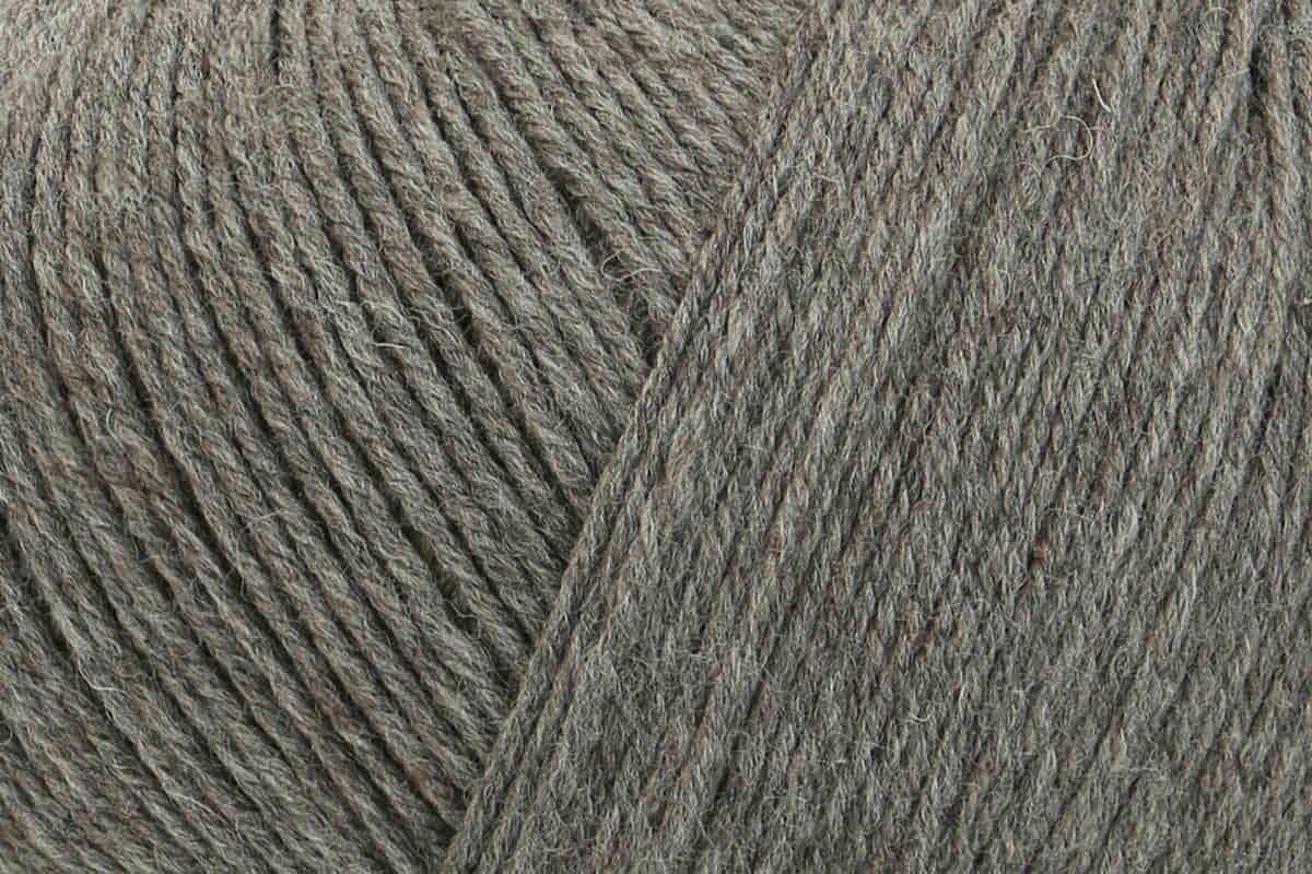 Regia Premium 4-diegu Merino Yak 100g #07511 "Merserizēti oļi"