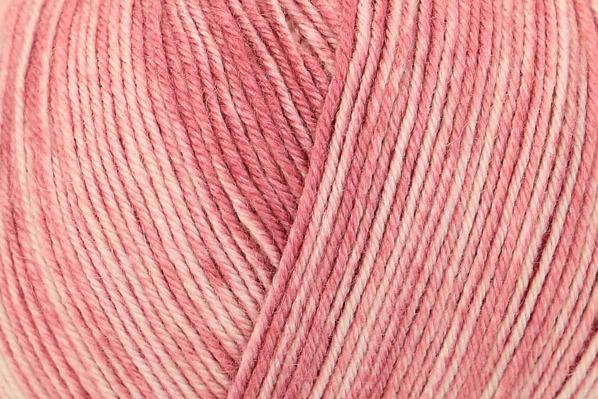 Regia Premium 4-diegu Silk color 100g #00031 "Rozā"