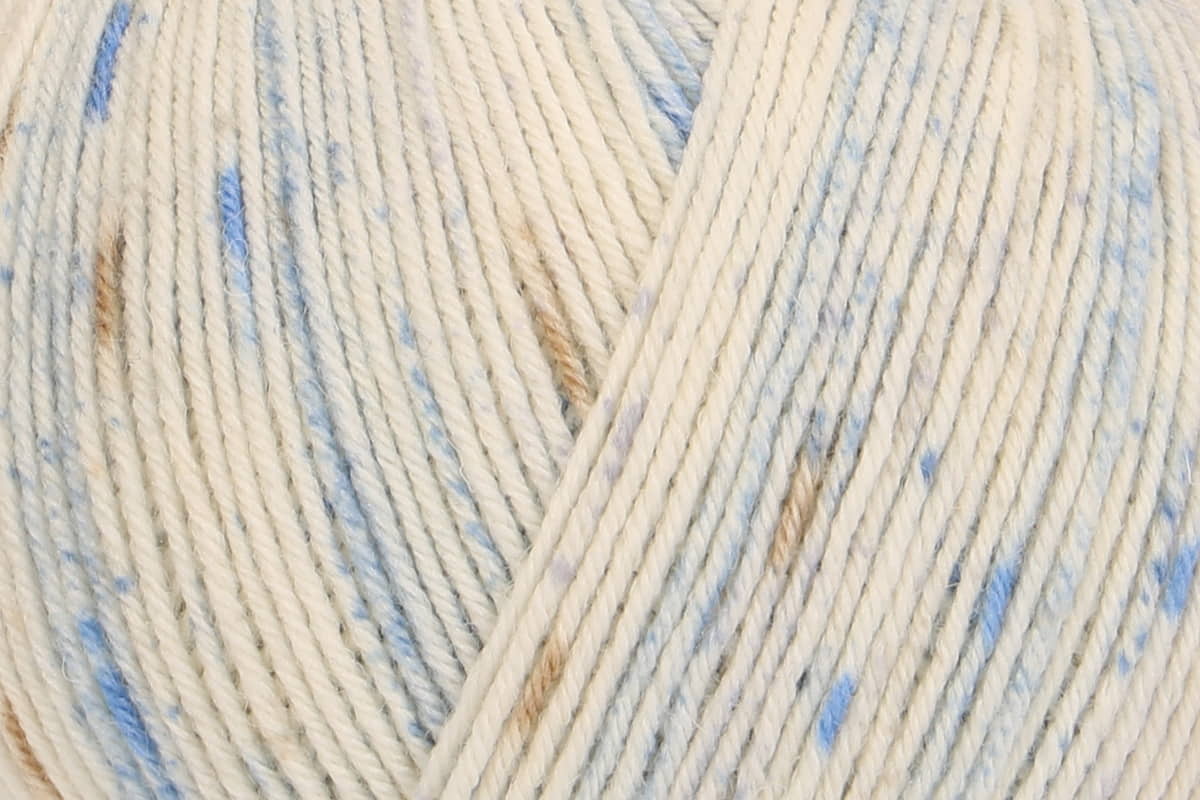 Regia Premium 4-diegu Silk color 100g #00066 "Zibens"