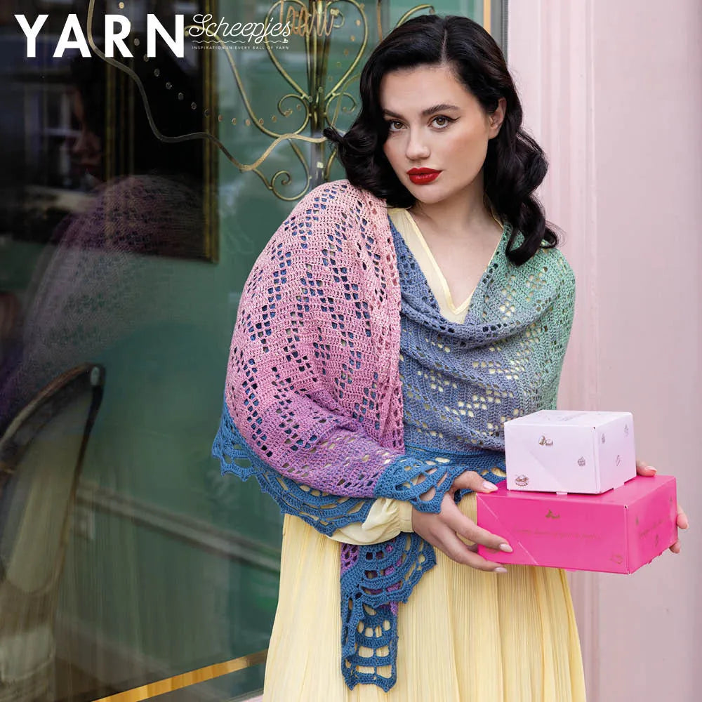 Scheepjes YARN Bookazine 17 PATTISSERIE - rokdarbu žurnāls grāmata, ENG