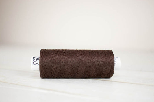 Õmblusniit Drima No.120, 100% polüester, 500m #00253 "Tumepruun"