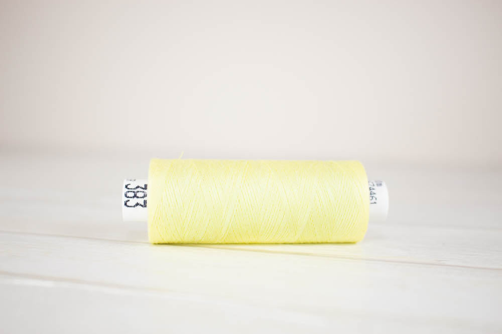 Sewing thread Drima No.120, 100% Polyester, 500m #00383 "Dark yellow"