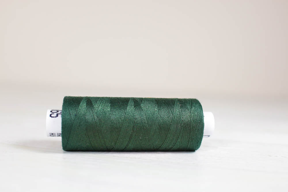 Sewing thread Drima No.120, 100% Polyester, 500m #00565 "Dark green"