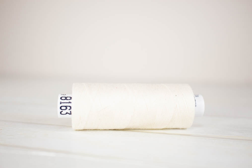 Sewing thread Drima No.120, 100% Polyester, 500m #08163 "Cream"
