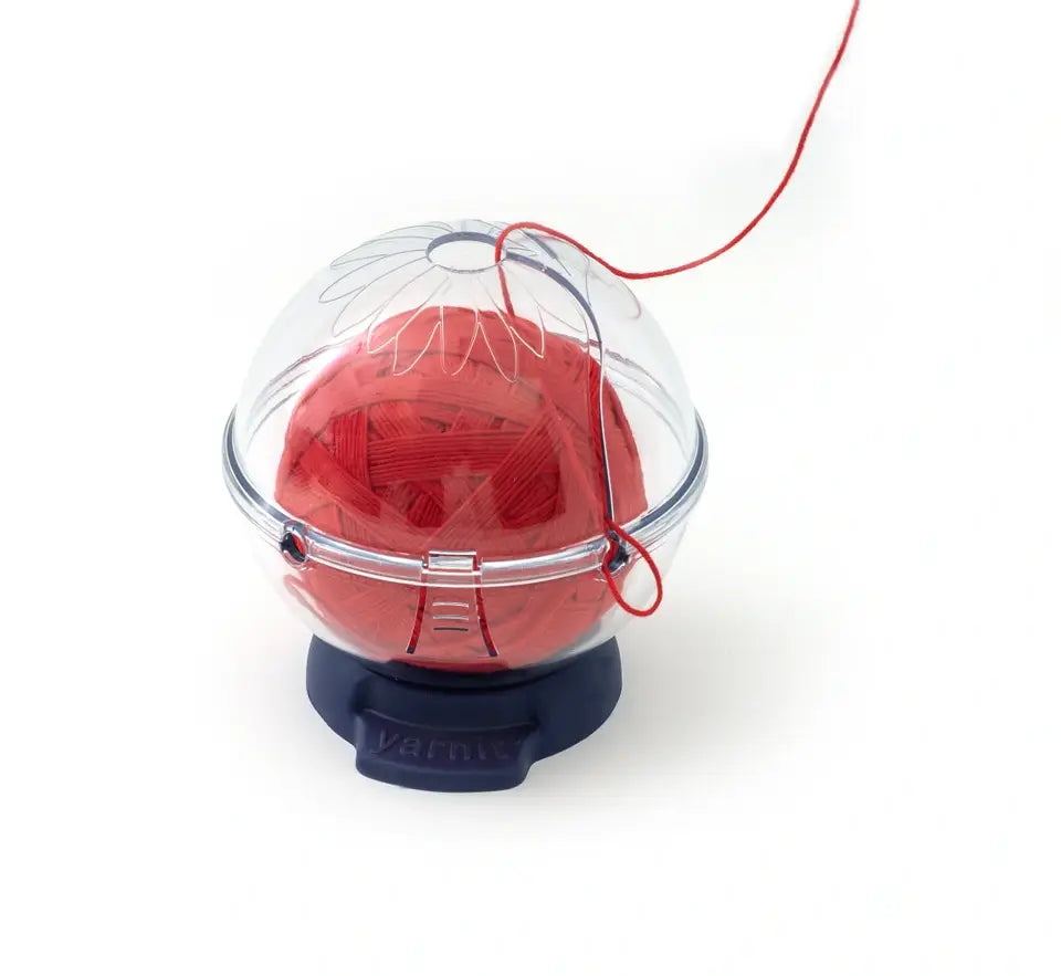 Ball holder with compartment for accessories YARNIT /Prym