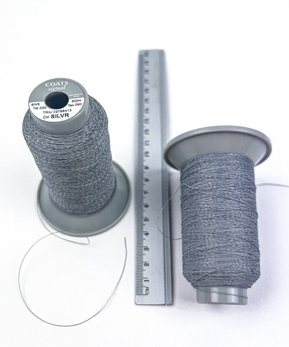 Reflective thread /Coats signal/ "Silver" 500m spool