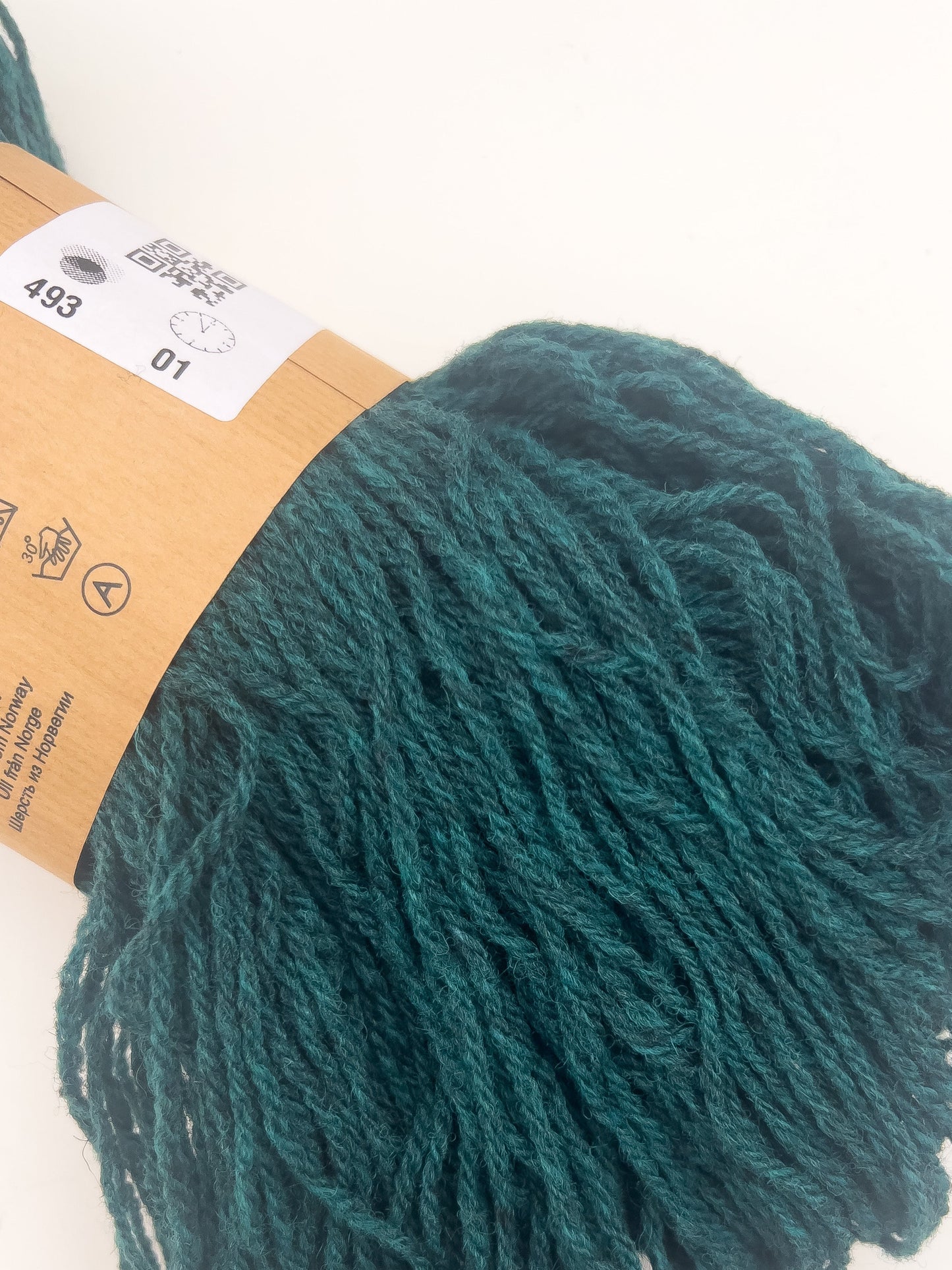 Norge /Midara/ NM: 7/3 100g #493 "Tumši zaļš"