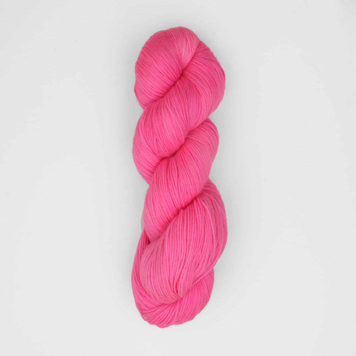 Symfonie Terra 4-ply 100g #SS2028 "Ka-Pow pink"