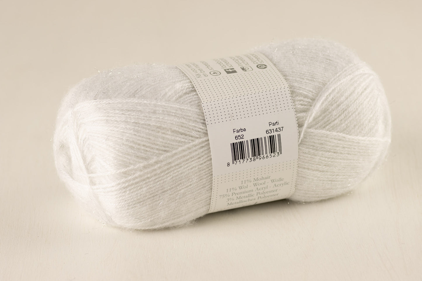 Stardust /Scheepjes/ 100g #652 "Pēgass"