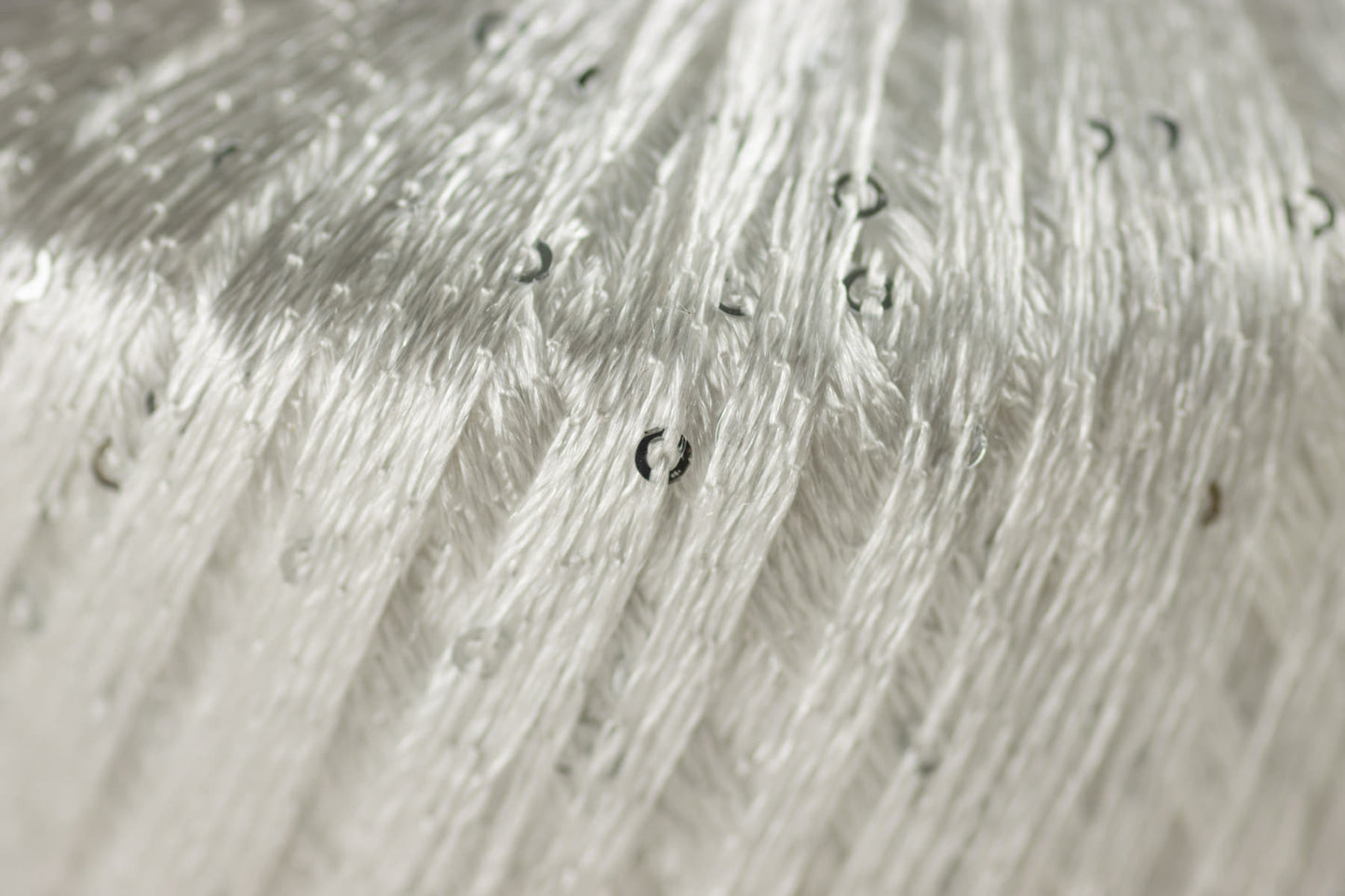 Litrid /Midara/ 50g #12 "Valge-hõbedane", litrid 2mm