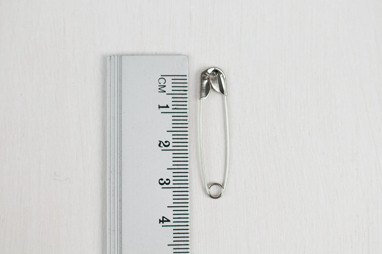 Safety pins, silver, 3.6 cm, 1 pc.