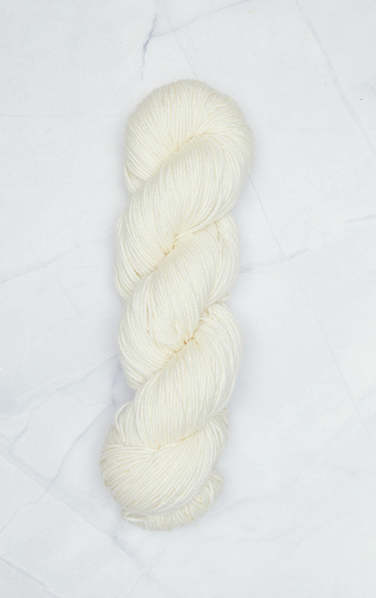 Symfonie VIVA #SS1001 "Jasmine" / 100g DK thickness