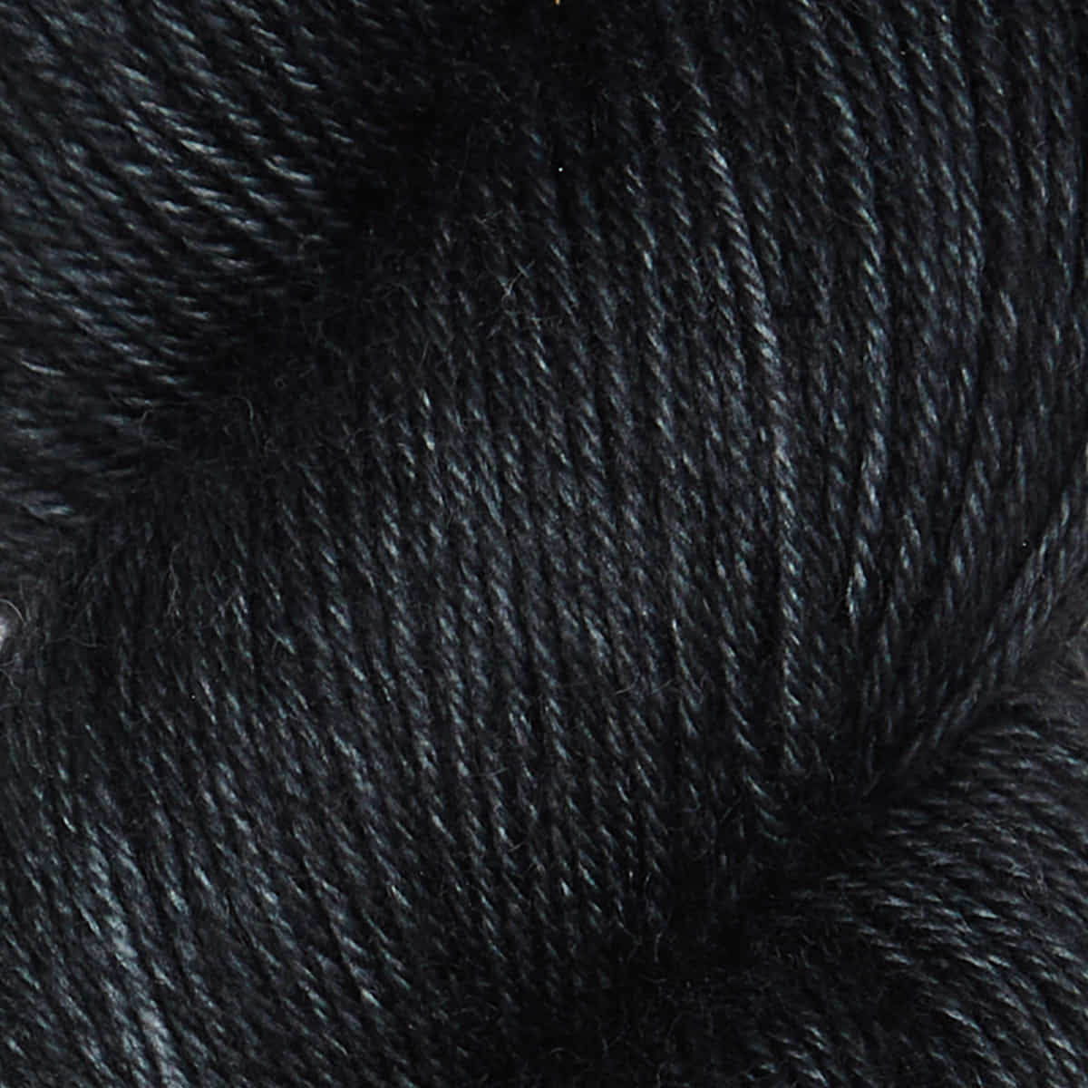 Symfonie Terra 4-ply 100g #SS2015 "Black Pepper"