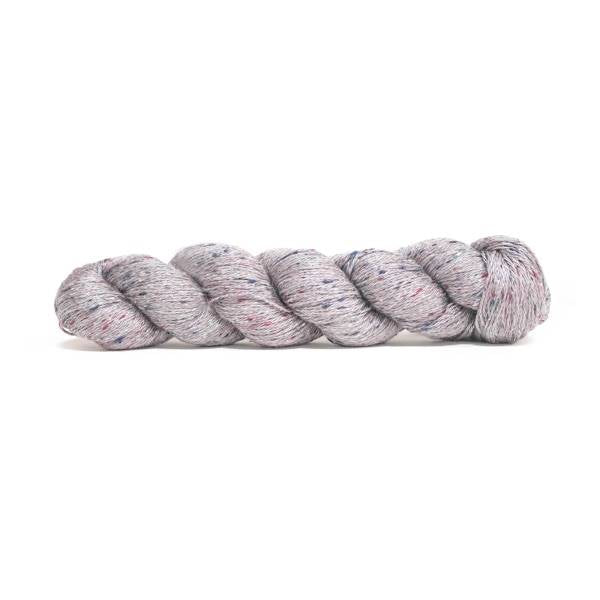 Spun Silk World TANGLED zīds Nm 16/3 50g #0088 "Acai ogas"