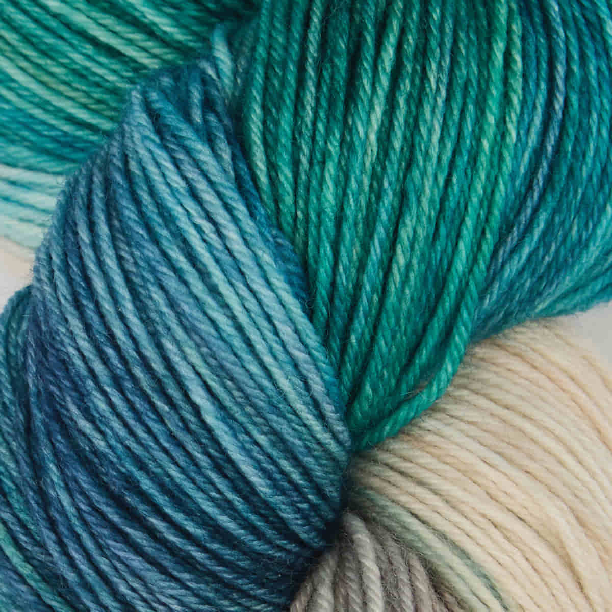 Symfonie Terra 4-ply 100g #VR2014 "Sandy Sea"