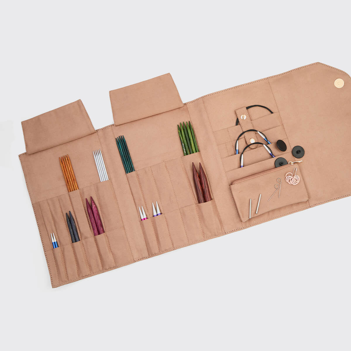 Maciņš dažāda veida adāmadatām un aksesuāriem CLAY /KnitPro