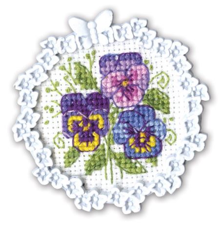 Widows - embroidery kit /RTO/ 4 x 4 cm