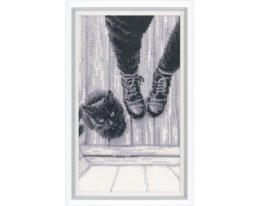 I'm just a kitten - embroidery kit /RTO/ 10.5 x 18.5 cm