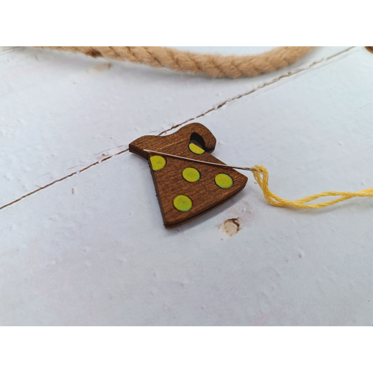 Magnet for needles CUP /Kind Fox by Wizardi/ 3x3cm