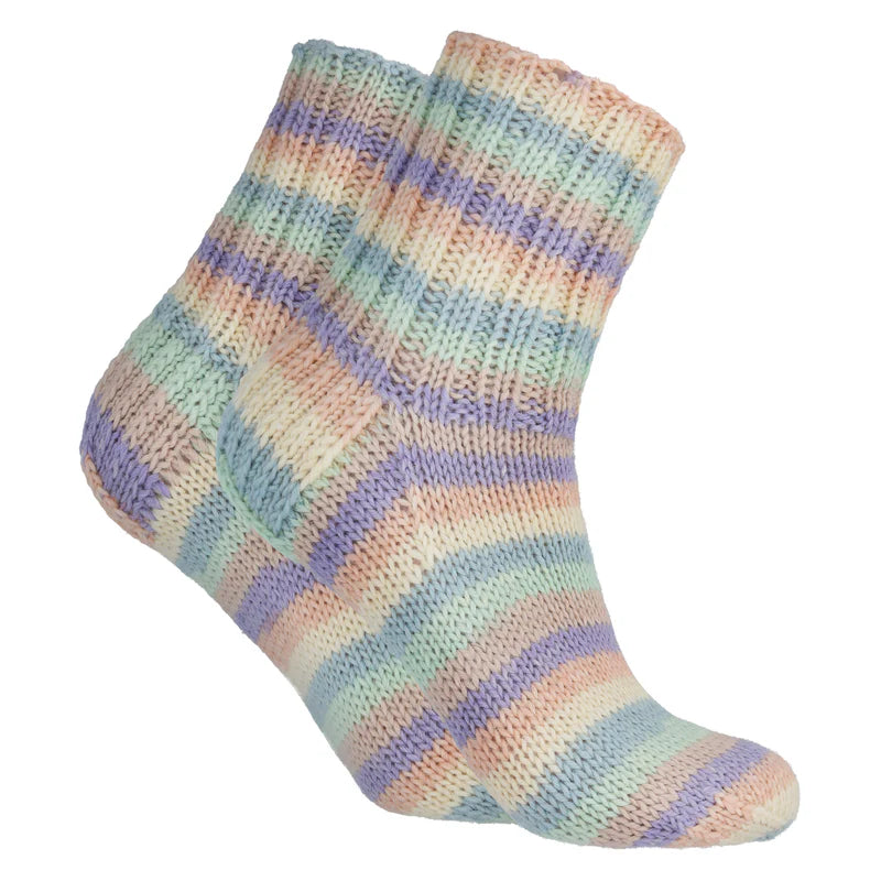 7 Brothers RAITA - 7 Veljestä RAITA /NOVITA/ 8-thread thickness sock yarn 100g #974 "Bridal Arch"