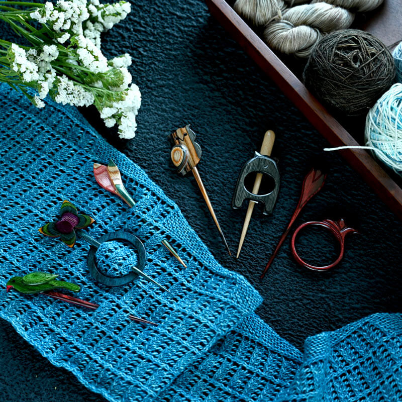 Koka dekoratīvā aizdare adījumiem /KnitPro Flora "Tulpe"