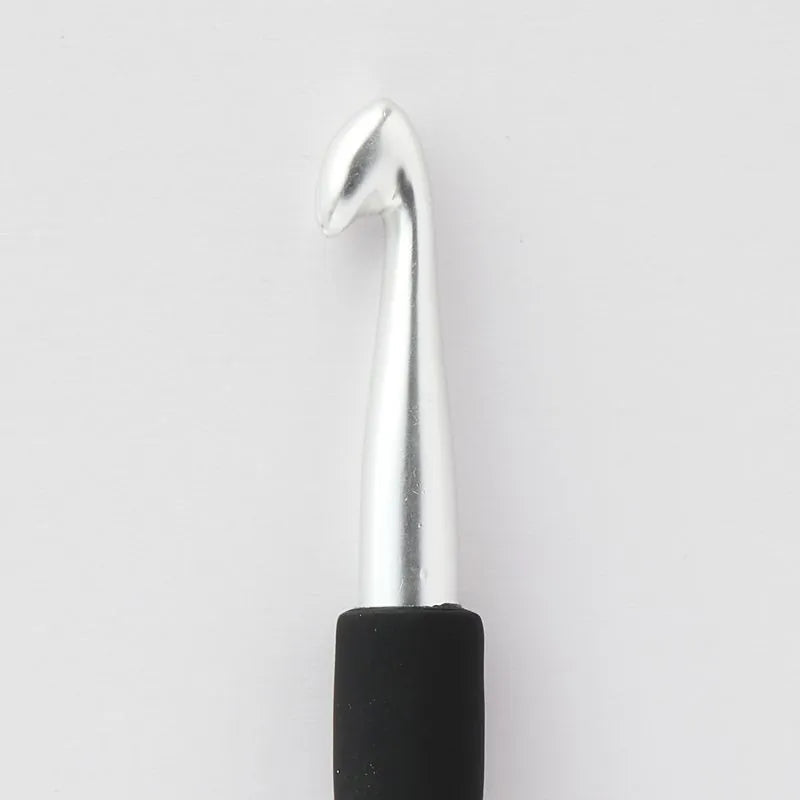 Aluminum Crochet Hook with Black Handle - Silver /Knitpro/