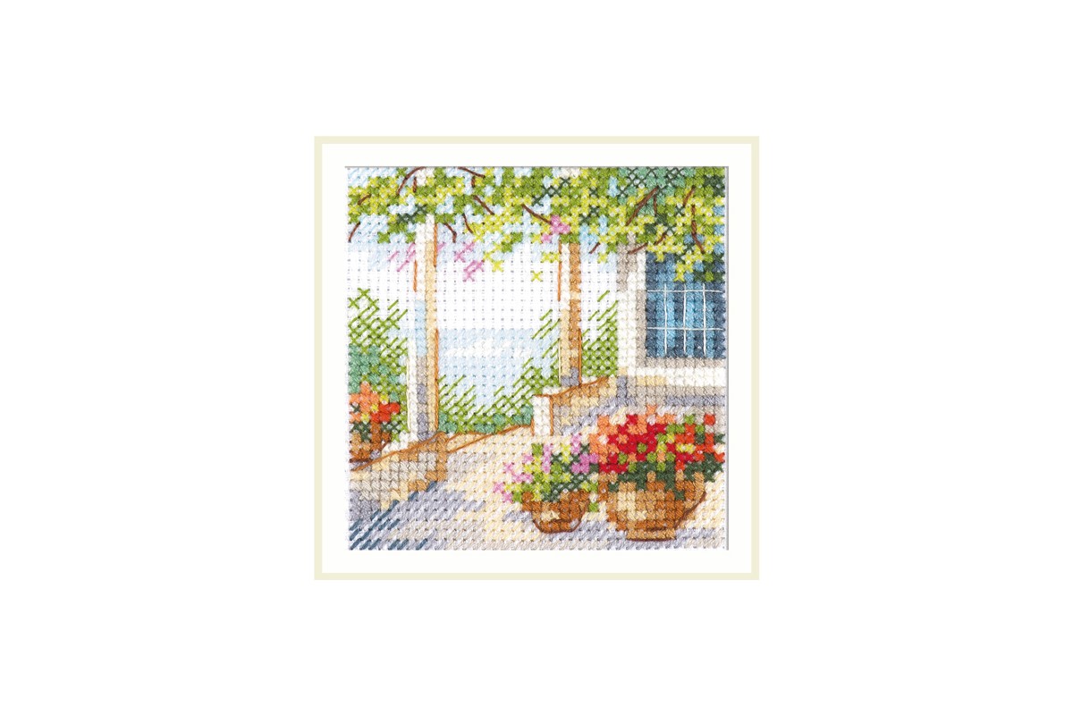 "Blooming veranda" - embroidery kit /Alice/ 7 x 7 cm