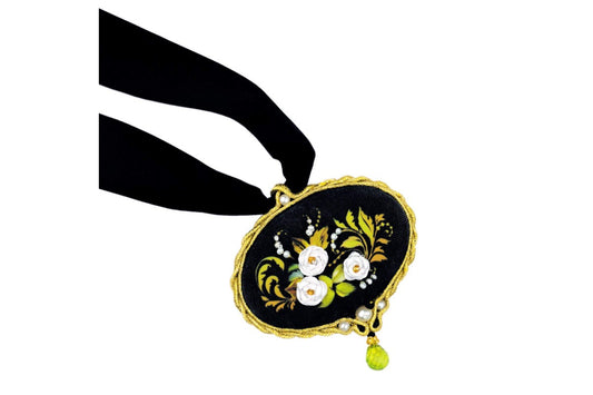 Pendant ''White Rose'' - embroidery kit /RIOLIS/ 7 x 7 cm