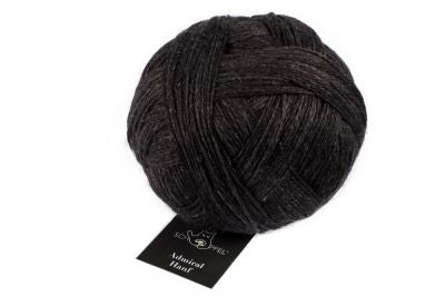 Admiral Hanf / Schoppel  / 100g #2379 "Silky Black", 4-diegu zeķu dzija, satur bioloģiski noārdāmu poliesteru