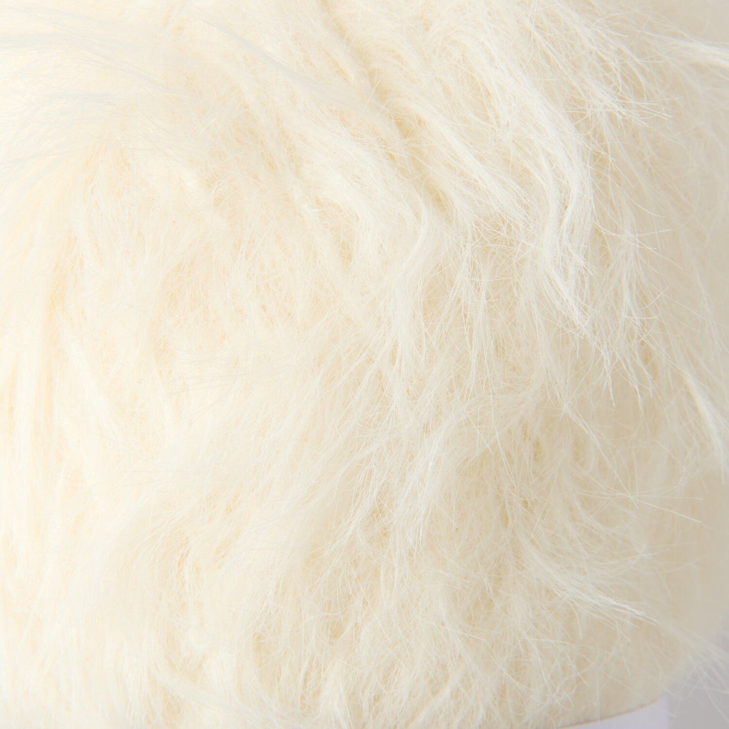 Creative FUR /Rico Design Creative/ 100g #001 "Krēms"