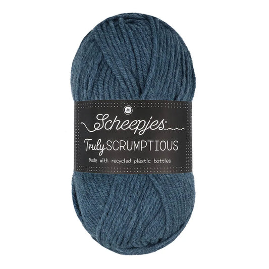 Truly Scrumptious /Scheepjes/ 100g #378 "Kokosriekstu un melleņu keksiņš"