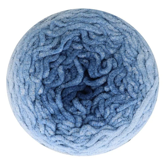 Big Darling /Scheepjes/ 300g #426 "Pāvs"