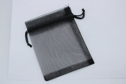 Organzas dāvanu maisiņš / melns 12 x 9 cm