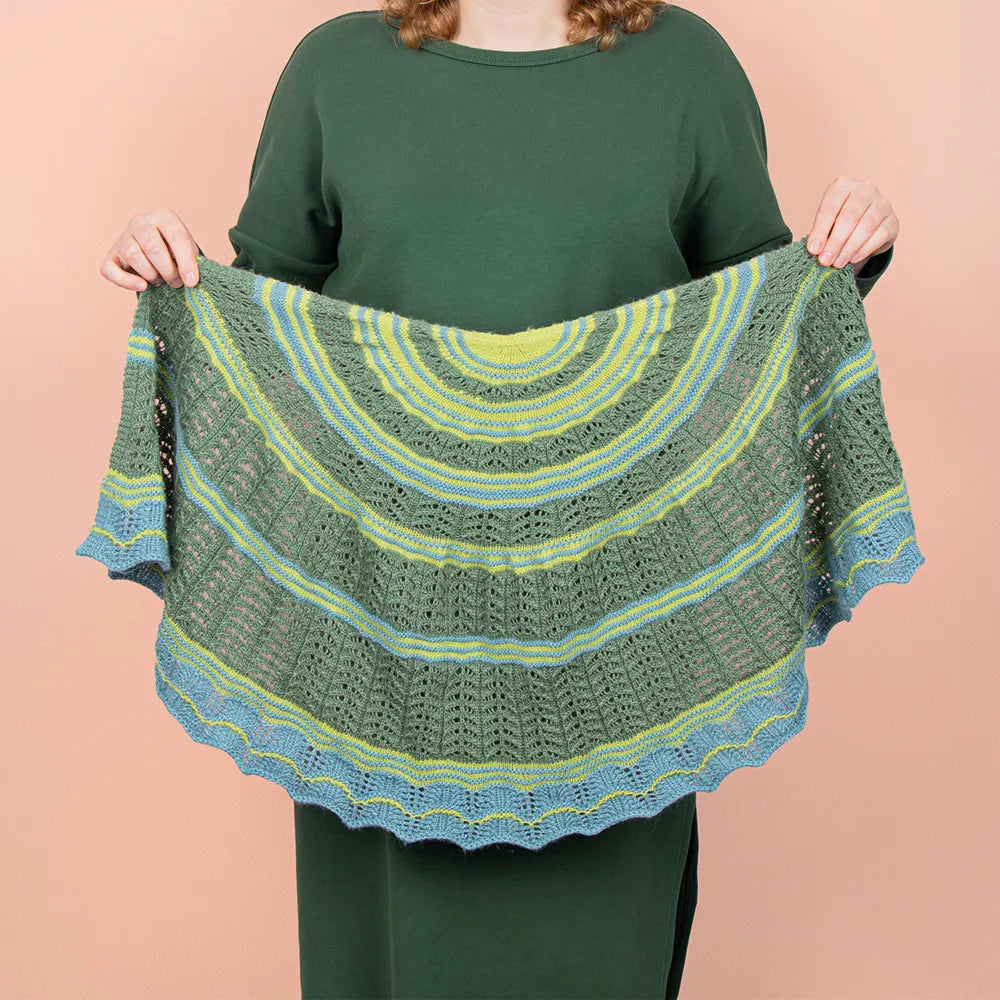 Scheepjes Fibonacci Shawlette Knit kit / Šalles lakata adīšanas komplekts, ENG