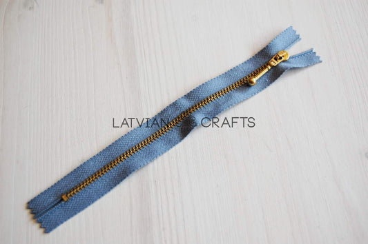 Metāla rāvējslēdzējs /18 cm/ gaiši zils - Atrasts Noliktavā!