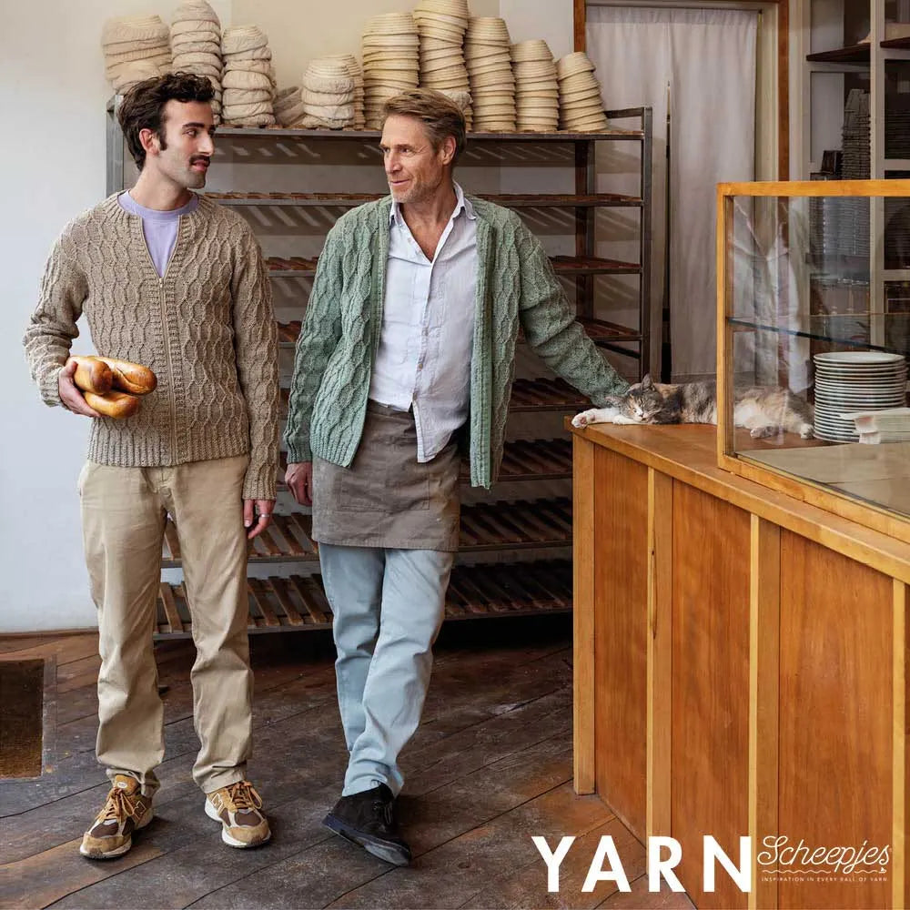 Scheepjes YARN Bookazine 17 PATTISSERIE - rokdarbu žurnāls grāmata, ENG