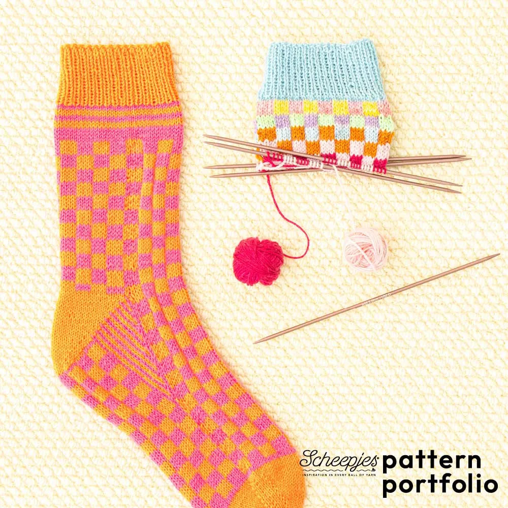 Arcadia Pattern Portfolio /Scheepjes/ zeķu rakstu shēmas un adīšanas instrukcija,  ENG