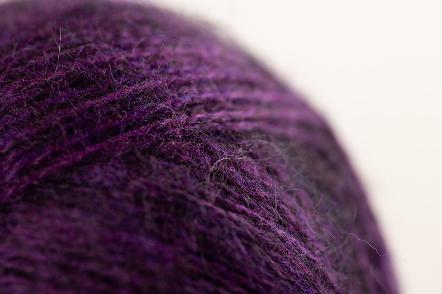 Angora 2 /Midara/ 100g #750 "Ere tume lilla fuksiaroosaga"