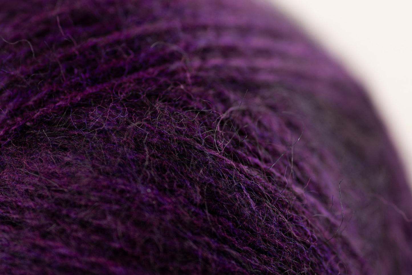 Angora 2 /Midara/ 100g #750 "Ere tume lilla fuksiaroosaga"