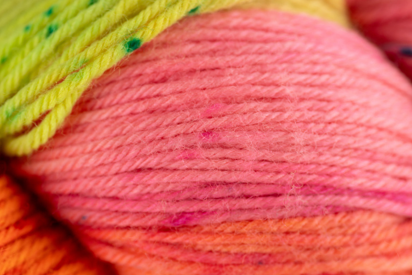 Symfonie Terra 4-strand 100g #VR2026 "Galactic Glow"