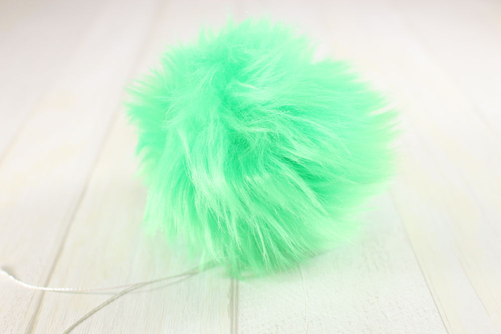Pompon Ø 8 cm /Schachenmayr/ Bumbulis - neona zaļš - atrasts noliktavās!