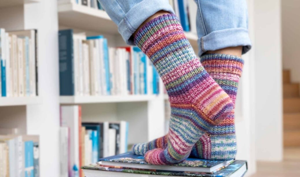 Hot Socks SILK /Gründl/ 4-diegu zeķu dzija 100g #02